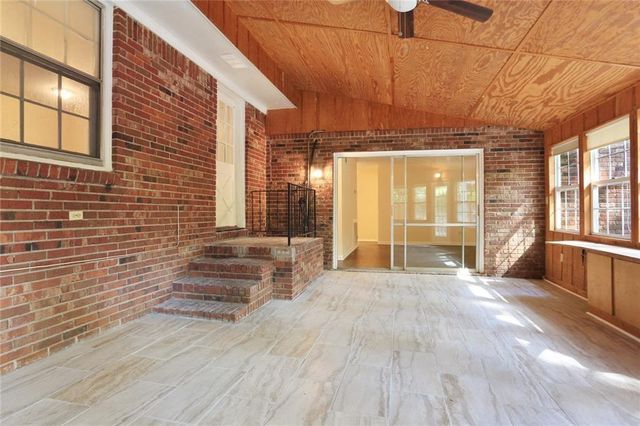 2270 Shawnee Trail, Douglasville, GA 30135