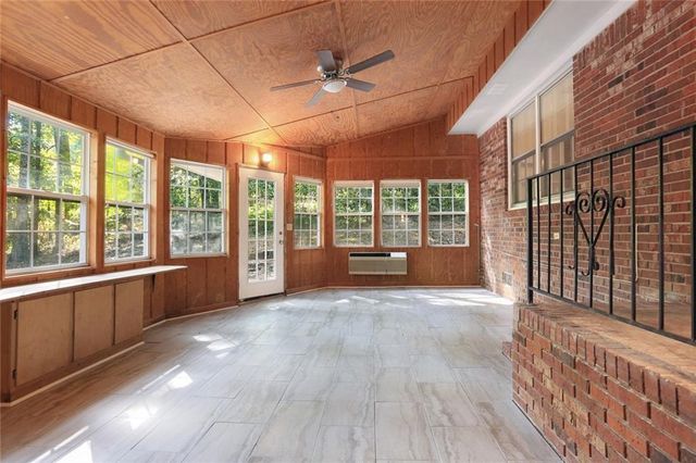 2270 Shawnee Trail, Douglasville, GA 30135