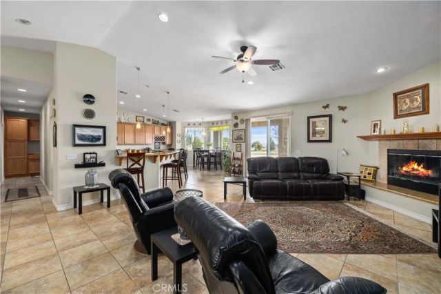 8346 W Avenue D4, Lancaster, CA 93536