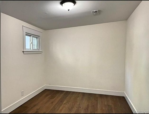 2920 Valley Drive, Ann Arbor, MI 48103