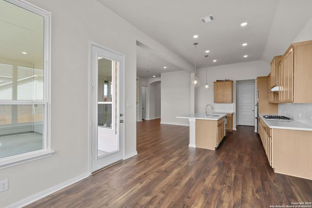 4538 Yoakum Valley, Schertz, TX 78108