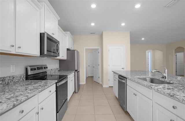 7974 PENROSE PLACE, Wildwood, FL 34785