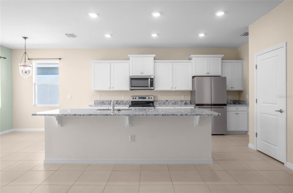 Image 11 of property listing at 7974 PENROSE PLACE, Wildwood, FL 34785