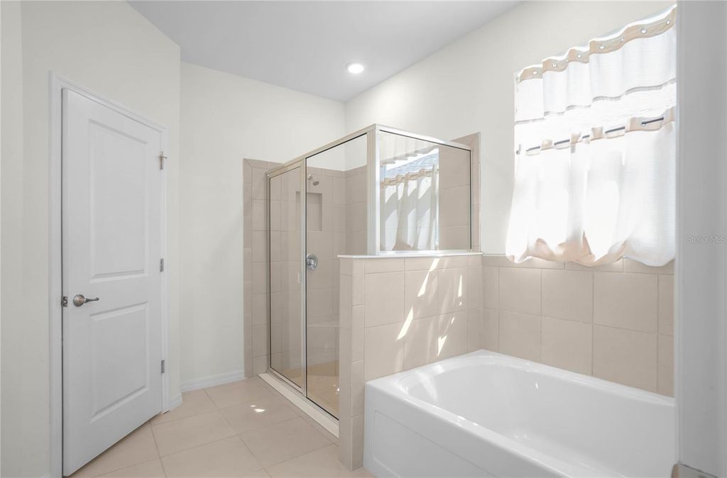 Image 18 of property listing at 7974 PENROSE PLACE, Wildwood, FL 34785