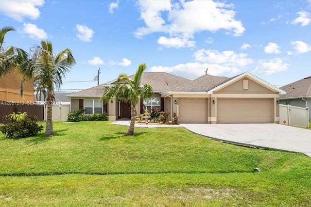 4900 NW Ironton Ave, Port St. Lucie, FL 34983