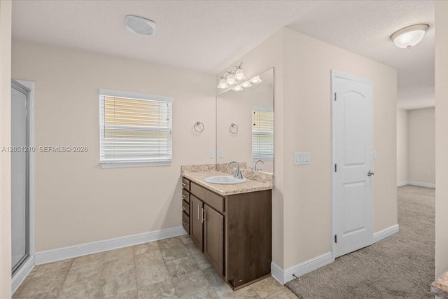 4900 NW Ironton Ave, Port St. Lucie, FL 34983