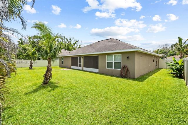 4900 NW Ironton Ave, Port St. Lucie, FL 34983
