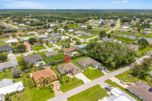 4900 NW Ironton Ave, Port St. Lucie, FL 34983