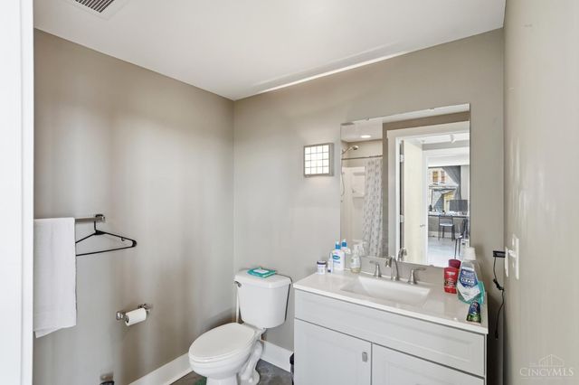 353 W Fourth Street, Cincinnati, OH 45202