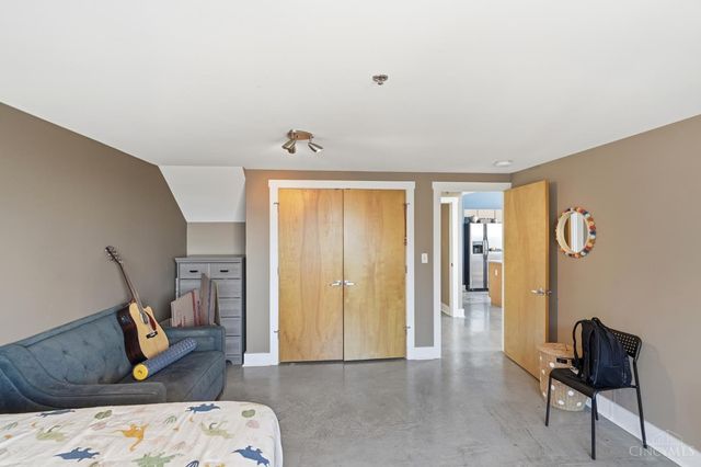 353 W Fourth Street, Cincinnati, OH 45202
