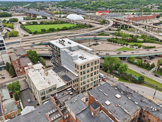353 W Fourth Street, Cincinnati, OH 45202