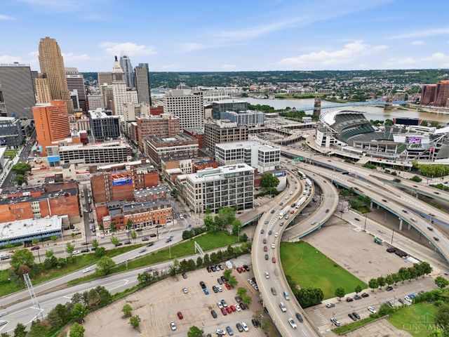 353 W Fourth Street, Cincinnati, OH 45202
