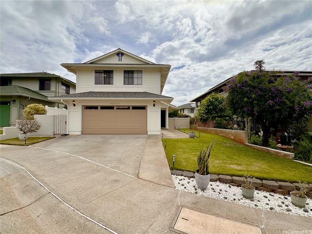 94-1093 Kuhao Street, Waipahu, HI 96797