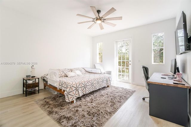 4414 Morgan Ln, Davie, FL 33328