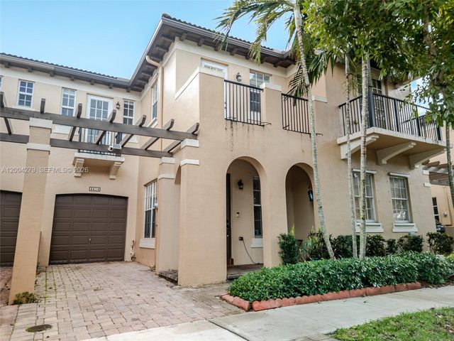 4414 Morgan Ln, Davie, FL 33328