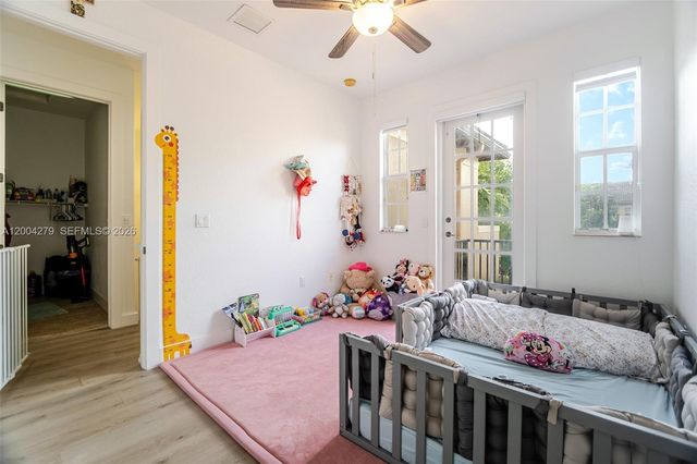 4414 Morgan Ln, Davie, FL 33328