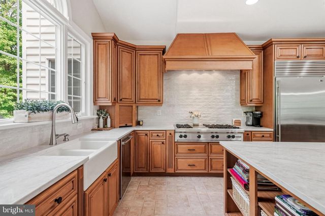 13 PINE ACRES DR, Medford, NJ 08055