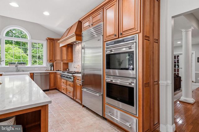 13 PINE ACRES DR, Medford, NJ 08055