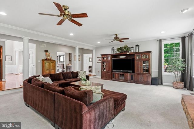 13 PINE ACRES DR, Medford, NJ 08055