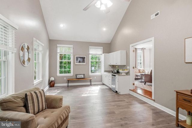 13 PINE ACRES DR, Medford, NJ 08055