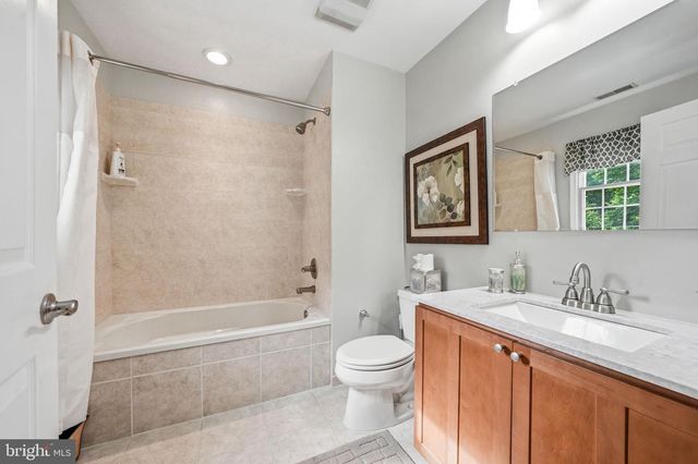 13 PINE ACRES DR, Medford, NJ 08055