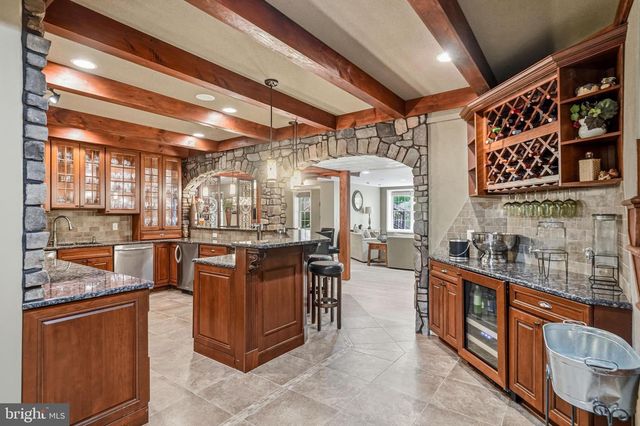 13 PINE ACRES DR, Medford, NJ 08055