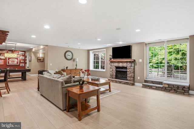 13 PINE ACRES DR, Medford, NJ 08055