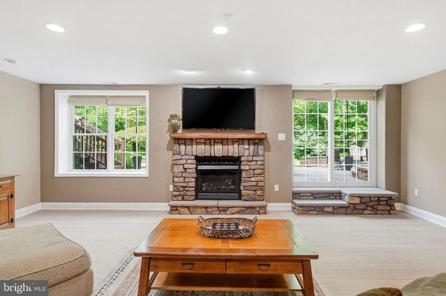 13 PINE ACRES DR, Medford, NJ 08055