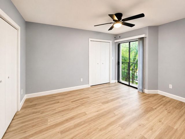 17202 Imperial Valley Drive 26, Houston, TX 77060