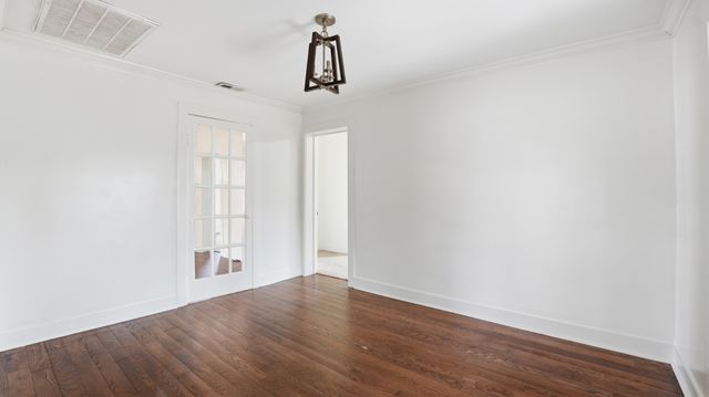 412 E Grundy St, Tullahoma, TN 37388