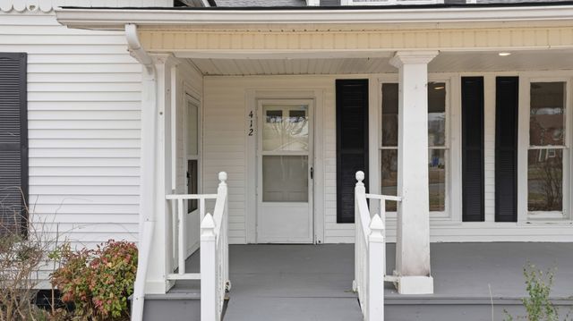 412 E Grundy St, Tullahoma, TN 37388