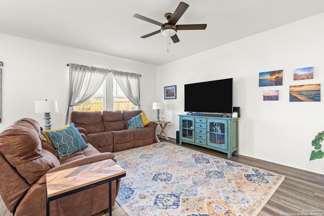 5259 Winding Stream, St Hedwig, TX 78152