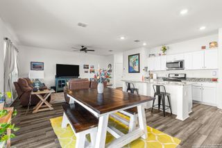 5259 Winding Stream, St Hedwig, TX 78152