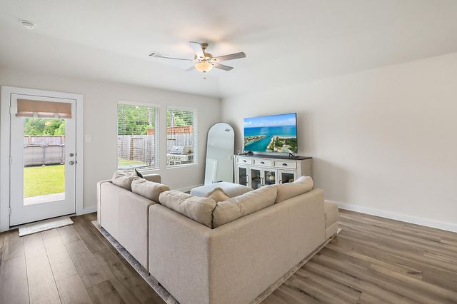 2815 Windy Homestead Lane, Crosby, TX 77532