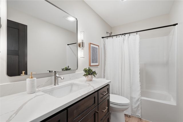 1210 Osage Lane, North Liberty, IA 52317