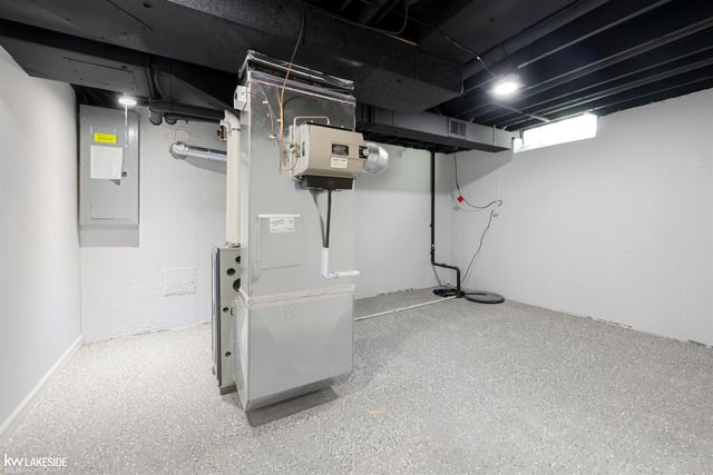 4786 Lucerne Drive, Sterling Heights, MI 48310