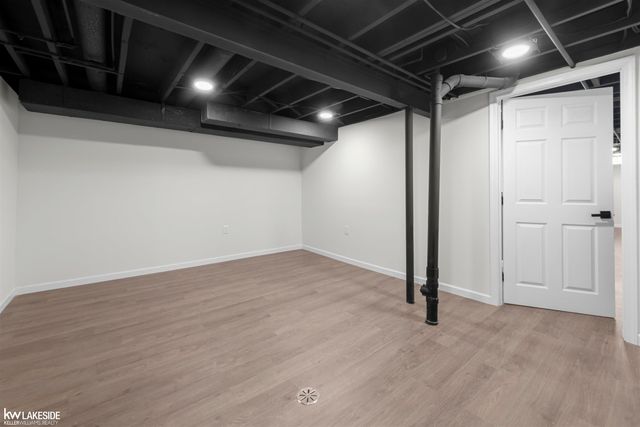 4786 Lucerne Drive, Sterling Heights, MI 48310