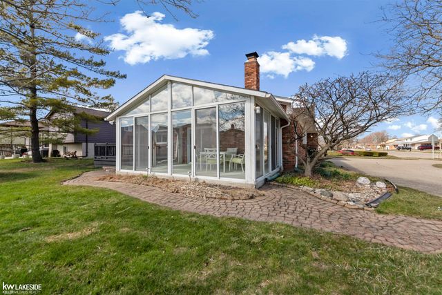 4786 Lucerne Drive, Sterling Heights, MI 48310