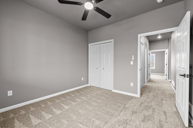 3717 45TH ST SE, Minot, ND 58701