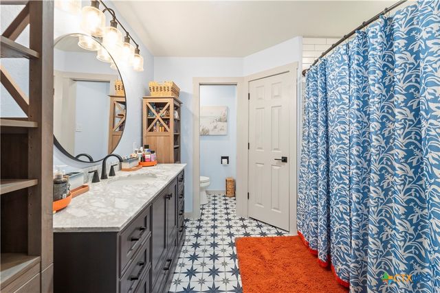 203 N Lamar Street, Little River Academy, TX 76554