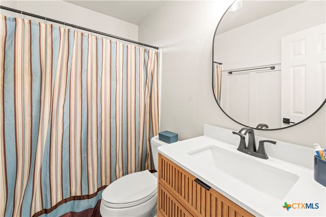 203 N Lamar Street, Little River Academy, TX 76554