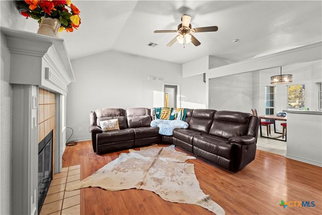 203 N Lamar Street, Little River Academy, TX 76554