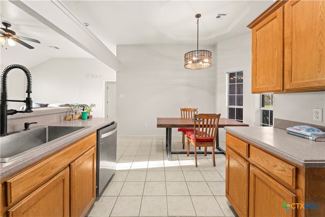 203 N Lamar Street, Little River Academy, TX 76554