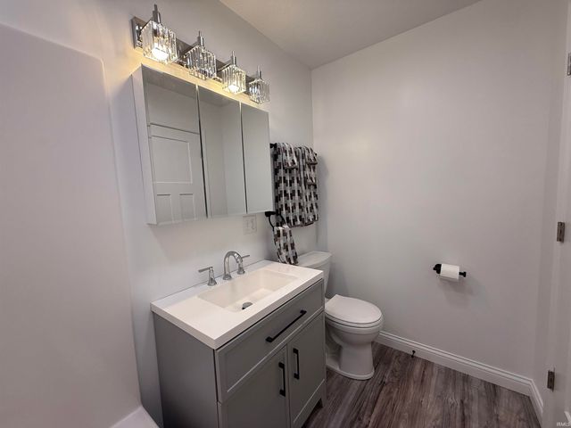 113 W Vine Street, Flora, IN 46929