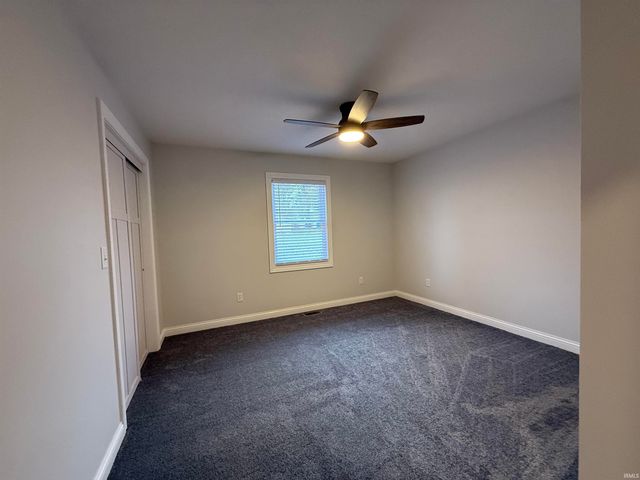 113 W Vine Street, Flora, IN 46929