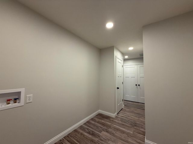 113 W Vine Street, Flora, IN 46929