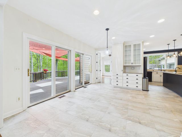 7972 PINNACLE RIDGE DR, Manassas, VA 20112