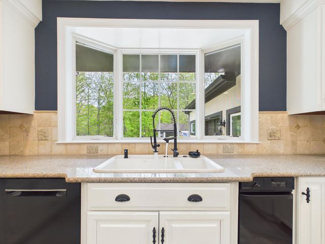 7972 PINNACLE RIDGE DR, Manassas, VA 20112