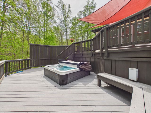 7972 PINNACLE RIDGE DR, Manassas, VA 20112