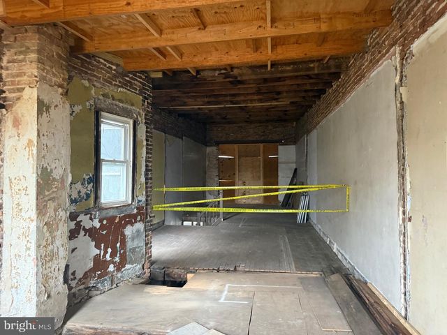 2754 RIGGS AVE, Baltimore, MD 21216